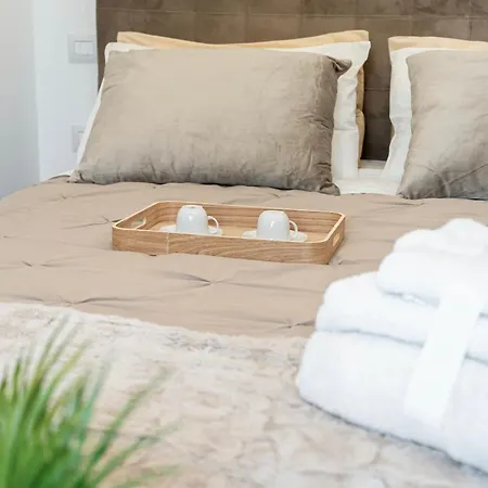 Apartment Luxury - Jacuzzi Near Rome
